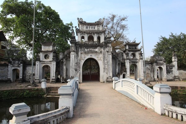 Huyện Thanh Oai “rúng động” khi hàng chục cổ vật bị mất cắp - Anh 1