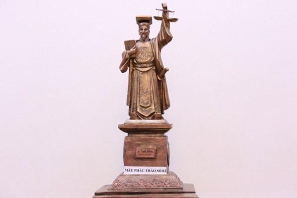Ngành Tòa án dựng tượng vua Lý Thái Tông làm biểu tượng công lý: Băn khoăn chọn ngôn ngữ nghệ thuật - Anh 2