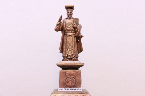Họp Hội đồng nghệ thuật góp ý xây dựng tượng vua Lý Thái Tông: Nhiều ý kiến nghiêng về mẫu phác thảo số 1 - Anh 1