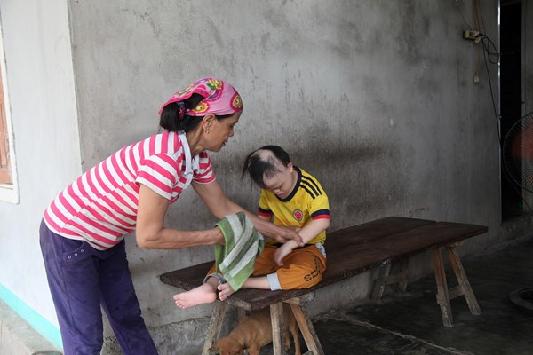 Nhiều hộ nghèo ở Hà Tĩnh xin không nhận trợ cấp của Chính phủ: Xin nhường cho người khó khăn hơn - Anh 1