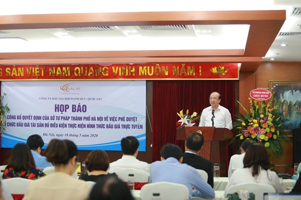 Lần đầu tiên Việt Nam tổ chức đấu giá tài sản trực tuyến - Anh 1