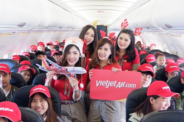 Vietjet là hãng hàng không đầu tiên khai thác trở lại tại sân bay Phuket (Thái Lan) từ ngày 13/06/2020 - Anh 3