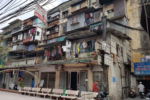 Cải tạo, xây dựng lại chung cư cũ ở Hà Nội: Bài toán khó về lợi ích - Anh 1