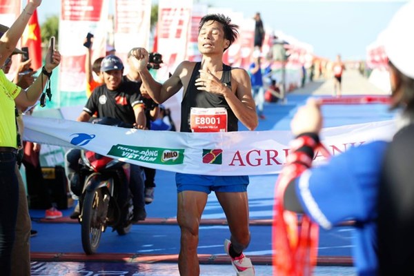 Quảng bá huyện đảo Lý Sơn qua Giải marathon và cự ly dài - Anh 2