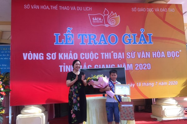 Tổng kết và trao giải vòng sơ khảo “Đại sứ Văn hóa đọc tỉnh Bắc Giang năm 2020” - Anh 1