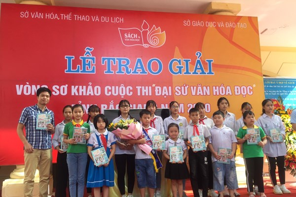 Tổng kết và trao giải vòng sơ khảo “Đại sứ Văn hóa đọc tỉnh Bắc Giang năm 2020” - Anh 3