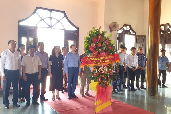 Đoàn công tác của Bộ VHTTDL dâng hương tri ân tại tỉnh Quảng Trị - Anh 14