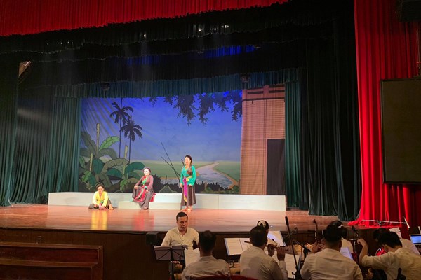 Nhà hát tuồng Nguyễn Hiển Dĩnh lần đầu tiên ra mắt vở tuồng Nàng Tấm - Anh 1