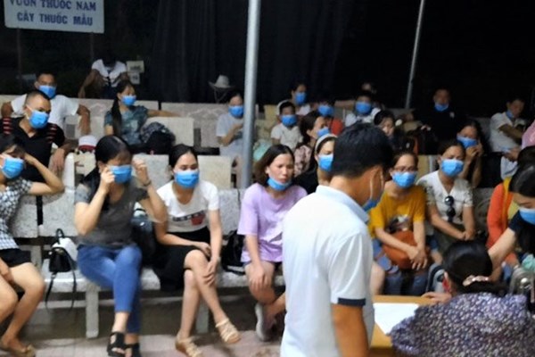 Bắc Giang: Yêu cầu công dân trong tỉnh tạm dừng du lịch tới Đà Nẵng - Anh 1