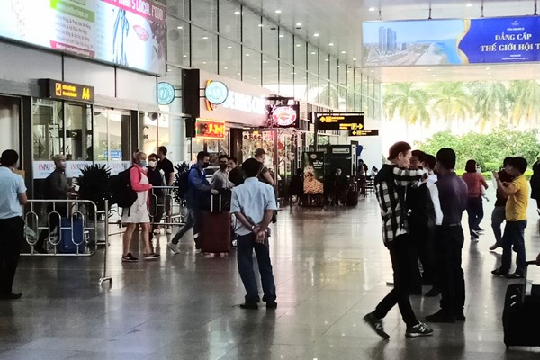 Đà Nẵng: Ngành Du lịch triển khai các biện pháp phòng, chống dịch, bảo đảm an toàn cho người dân và du khách - Anh 1