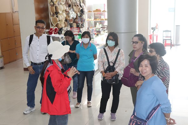 Đà Nẵng: Tạm dừng đón khách trong vòng 14 ngày - Anh 1