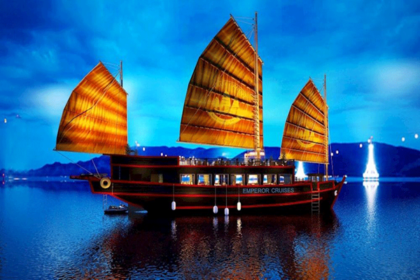 Du thuyền Emperor Cruises trên vịnh Nha Trang nhận giải thưởng TripAdvisor 2020 - Anh 1