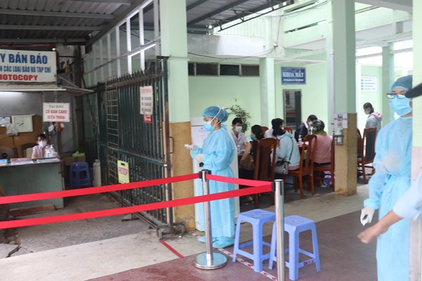 Đà Nẵng:  Đẩy nhanh tiến độ xây dựng bệnh viện dã chiến - Anh 1
