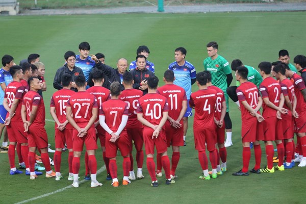 Vòng loại World Cup 2022 khu vực châu Á vẫn sẽ diễn ra vào cuối năm nay: “Ba trận đấu này chúng tôi quyết sẽ làm được” - Anh 1