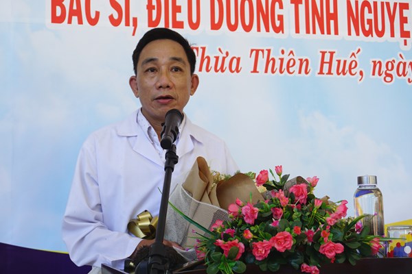 Đoàn y tế của Huế lên đường vào chi viện Đà Nẵng: “Địa phương ở nhà sẵn sàng hỗ trợ gia đình các đồng chí” - Anh 3