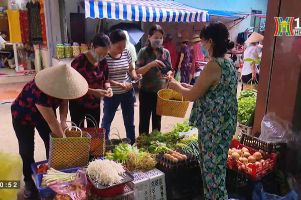 Phụ nữ thủ đô triển khai các mô hình rác thải nhựa vì một Việt Nam xanh - Anh 2