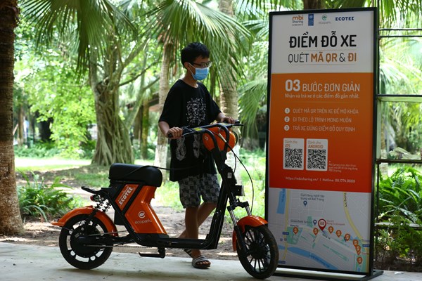 Chia sẻ xe đạp điện - sáng kiến giao thông điện xanh ở Hà Nội - Anh 1