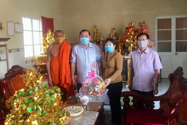 Đồng bào Khmer vui lễ Sen Dolta, an toàn phòng chống dịch - Anh 2