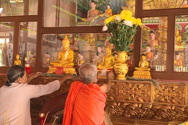 Đồng bào Khmer vui lễ Sen Dolta, an toàn phòng chống dịch - Anh 1