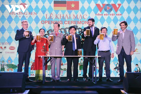 Tưng bừng Lễ hội văn hoá Việt - Đức Kulturfest 2020 - Anh 1