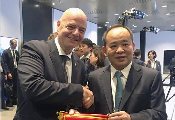 Chủ tịch FIFA, Chủ tịch AFC và Chủ tịch AFF gửi thư chúc mừng Chủ tịch LĐBĐVN Lê Khánh Hải - Anh 1