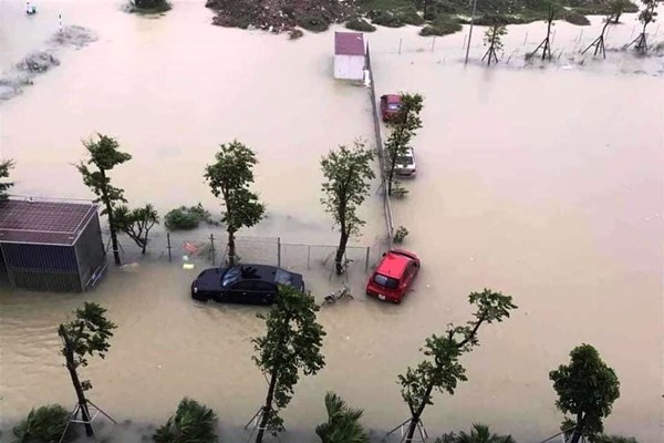 Hà Tĩnh: Mưa như trút nước, hồ Kẻ Gỗ xả lũ, sơ tán hơn 14.980 hộ dân - Anh 2