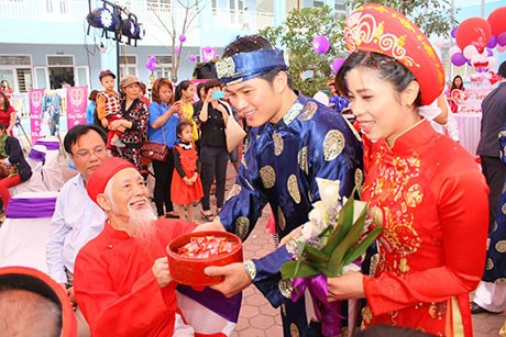 Hoàn thiện hệ giá trị văn hóa và chuẩn mực con người Việt Nam - Anh 4