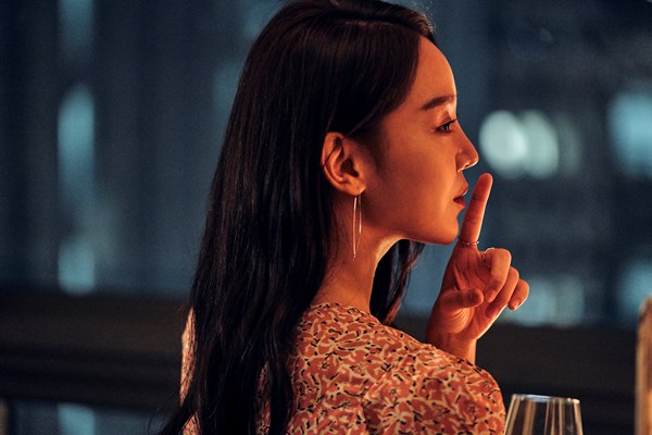 Kẻ Săn Mộ - Bộ phim dẫn đầu lượng đặt vé tại Hàn trong tuần đầu tháng 11 sắp tới Việt Nam - Anh 4