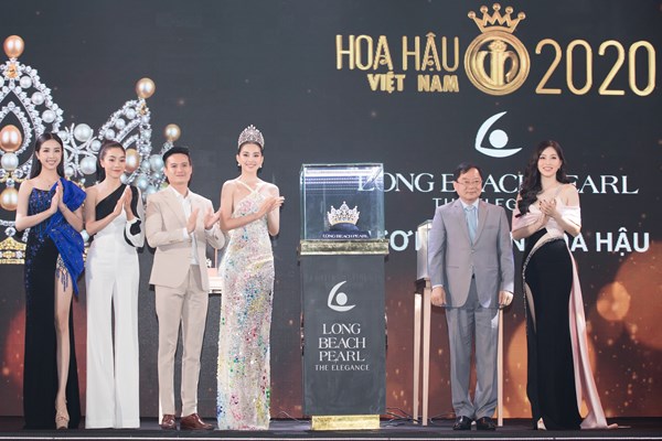 Chung kết Hoa hậu Việt Nam 2020: Thập kỷ hương sắc - Anh 2