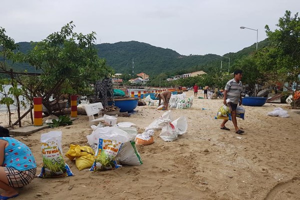 Quảng Nam: Sơ tán dân ra khỏi khu vực nguy hiểm trước 12 giờ ngày 14.11 - Anh 2
