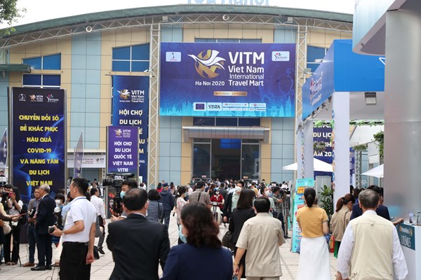 Khai mạc Hội chợ Du lịch quốc tế Việt Nam Hà Nội 2020 - Anh 7