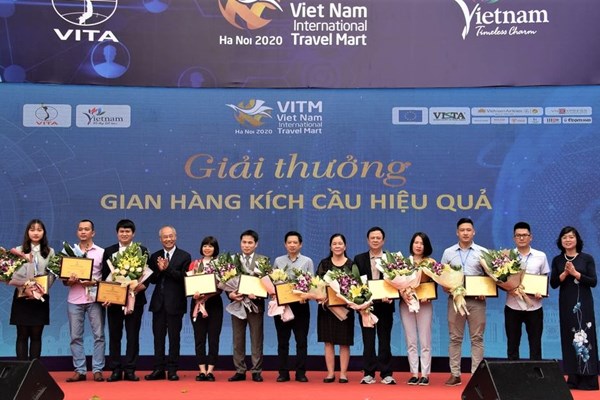 Bế mạc Hội chợ du lịch quốc tế Việt Nam Hà Nội 2020: Niềm tin về sự phục hồi nhanh chóng của du lịch - Anh 1