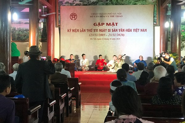 Hà Nội: Gặp mặt kỷ niệm Ngày Di sản Văn hóa Việt Nam - Anh 2
