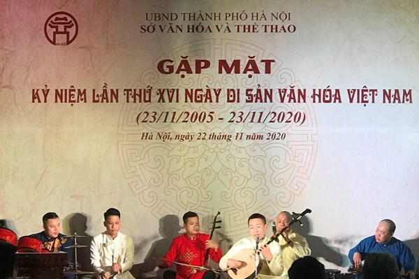 Hà Nội: Gặp mặt kỷ niệm Ngày Di sản Văn hóa Việt Nam - Anh 3