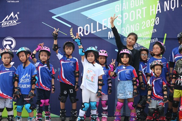 Tuyển chọn tài năng trượt băng tại giải đua Roller Sports Hà Nội mở rộng 2020 - Anh 3
