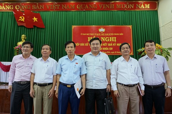 Bộ trưởng Nguyễn Ngọc Thiện tiếp xúc cử tri tại Thừa Thiên Huế - Anh 5