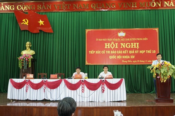 Bộ trưởng Nguyễn Ngọc Thiện tiếp xúc cử tri tại Thừa Thiên Huế - Anh 4
