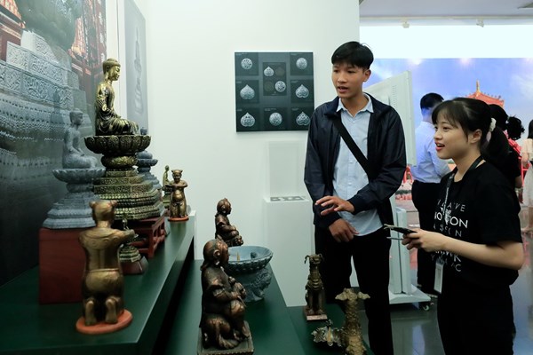 Khám phá chùa Một Cột bằng công nghệ thực tế ảo - Anh 3