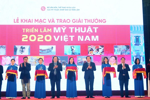 Khai mạc Triển lãm Mỹ thuật Việt Nam 2020 - Anh 1
