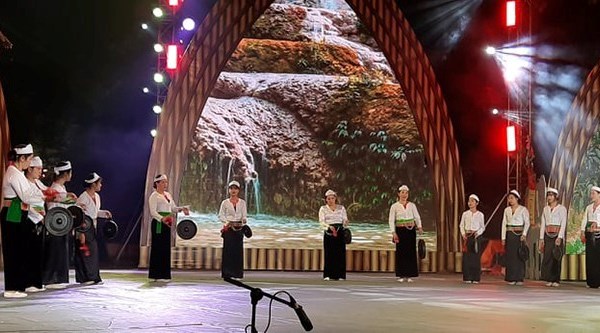 Liên hoan trình diễn di sản văn hóa phi vật thể thành phố Hà Nội - Anh 4