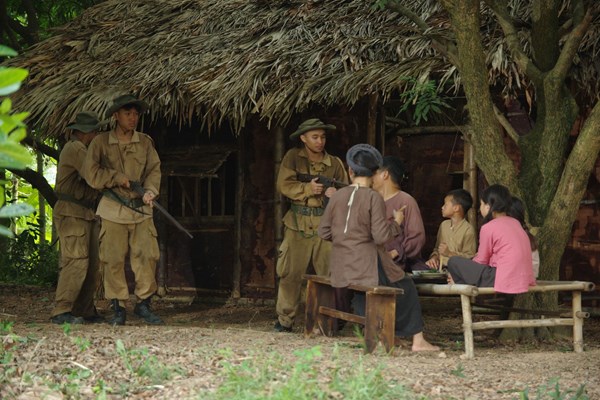 Phim truyền hình Đội thiếu niên du kích Đình Bảng: Những nhân vật lịch sử sống mãi - Anh 1
