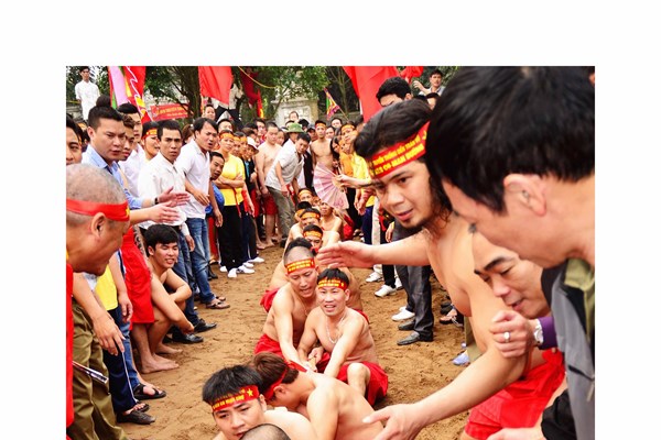 Nghi lễ và trò chơi kéo co Việt Nam: Tính kết nối giữa các địa phương còn chậm - Anh 2