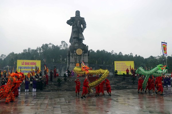 Dâng hương kỷ niệm 232 năm Nguyễn Huệ lên ngôi Hoàng đế, xuất binh đại phá quân Thanh - Anh 1