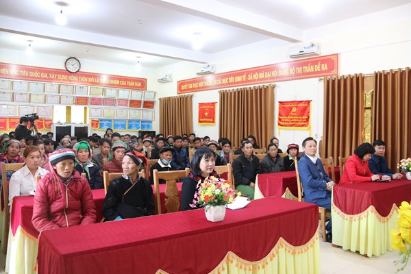 Báo Văn Hóa tặng quà Tết đồng bào nghèo huyện Bắc Mê, tỉnh Hà Giang - Anh 11