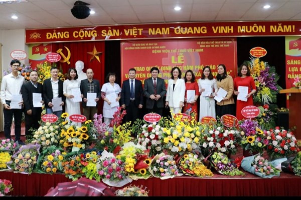 Bệnh viện Thể thao Việt Nam: Đào tạo nguồn nhân lực là then chốt để phát triển - Anh 3