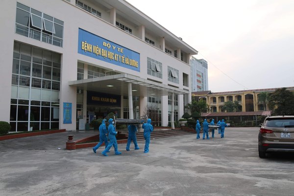 Hai bệnh viện dã chiến của Hải Dương tiếp nhận 124 bệnh nhân Covid-19 - Anh 1