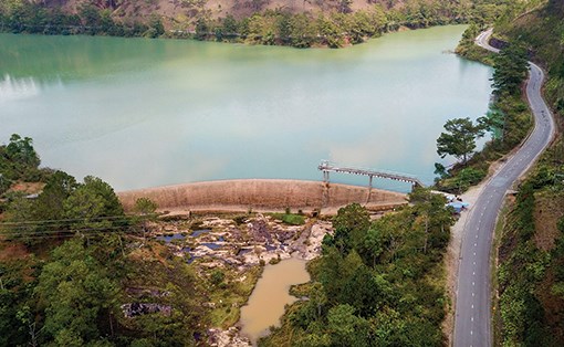 Khám phá thủy điện cổ nhất Việt Nam - Anh 1