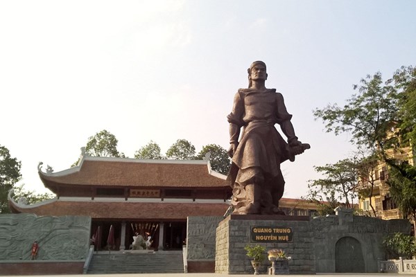 Thủ tướng dâng hương tưởng nhớ Hoàng đế Quang Trung - Nguyễn Huệ - Anh 1