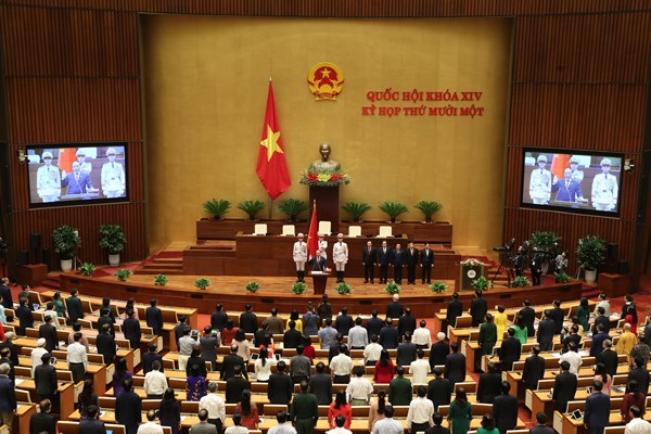 Chủ tịch nước Nguyễn Xuân Phúc: “Khó khăn không làm chùn bước chân của chúng ta” - Anh 5