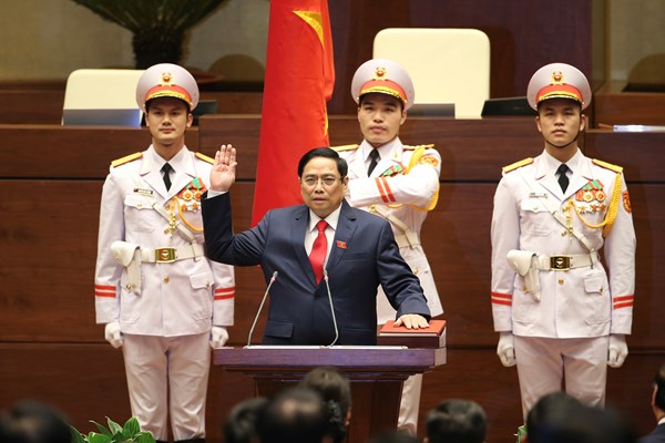Thủ tướng Chính phủ Phạm Minh Chính tuyên thệ nhậm chức - Anh 1